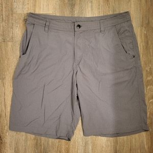 Lululemon Hardcore Shorts Grey/Grid Print Size 38